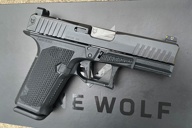 Lone Wolf Dusk 19 9mm pistol
