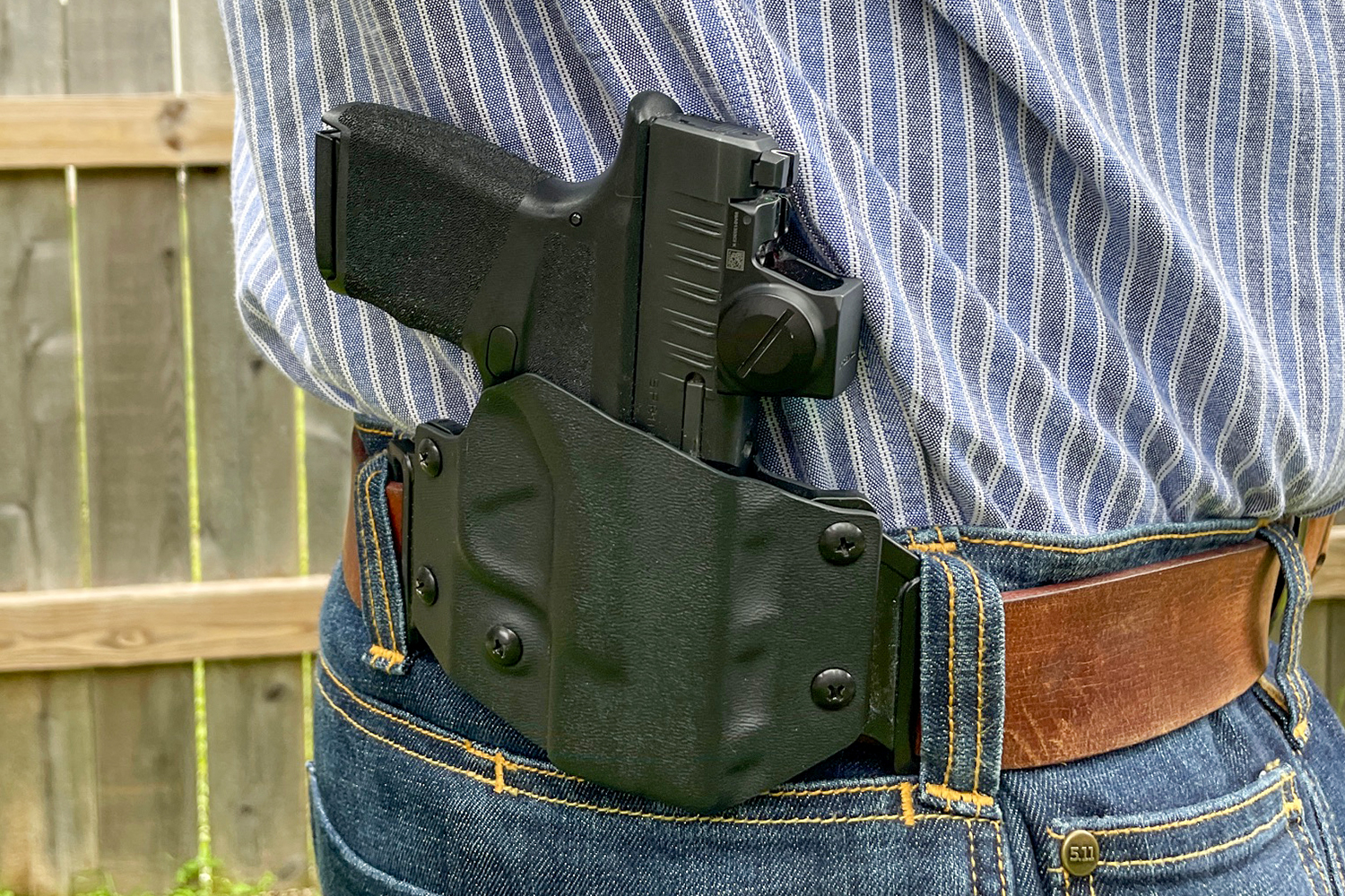 Good Gear: Crucial Concealment Covert OWB Holster - Shooting News Weekly