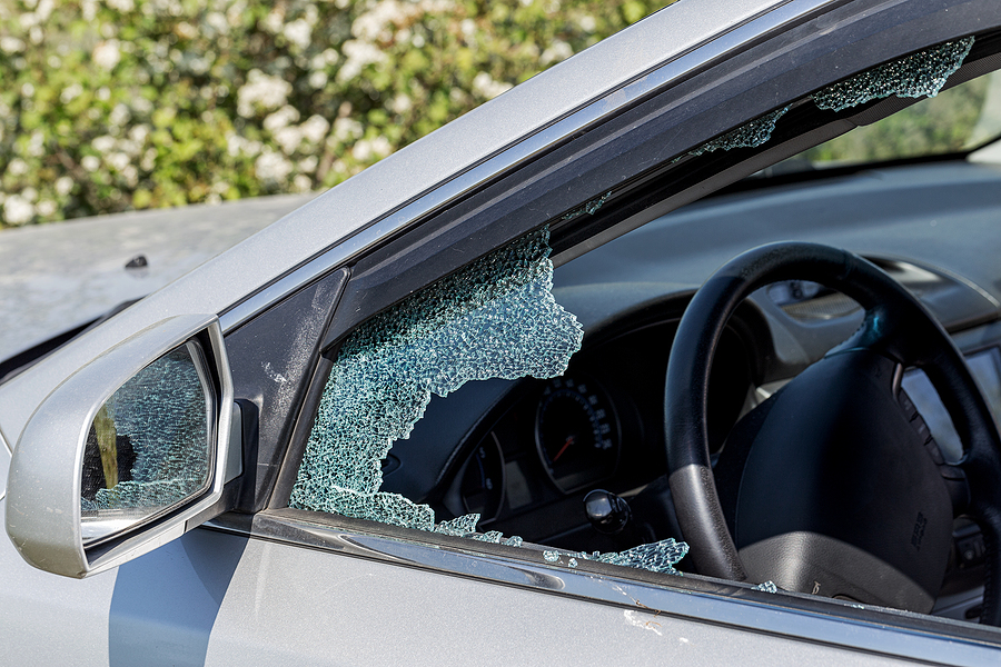 car break in breakin broken window