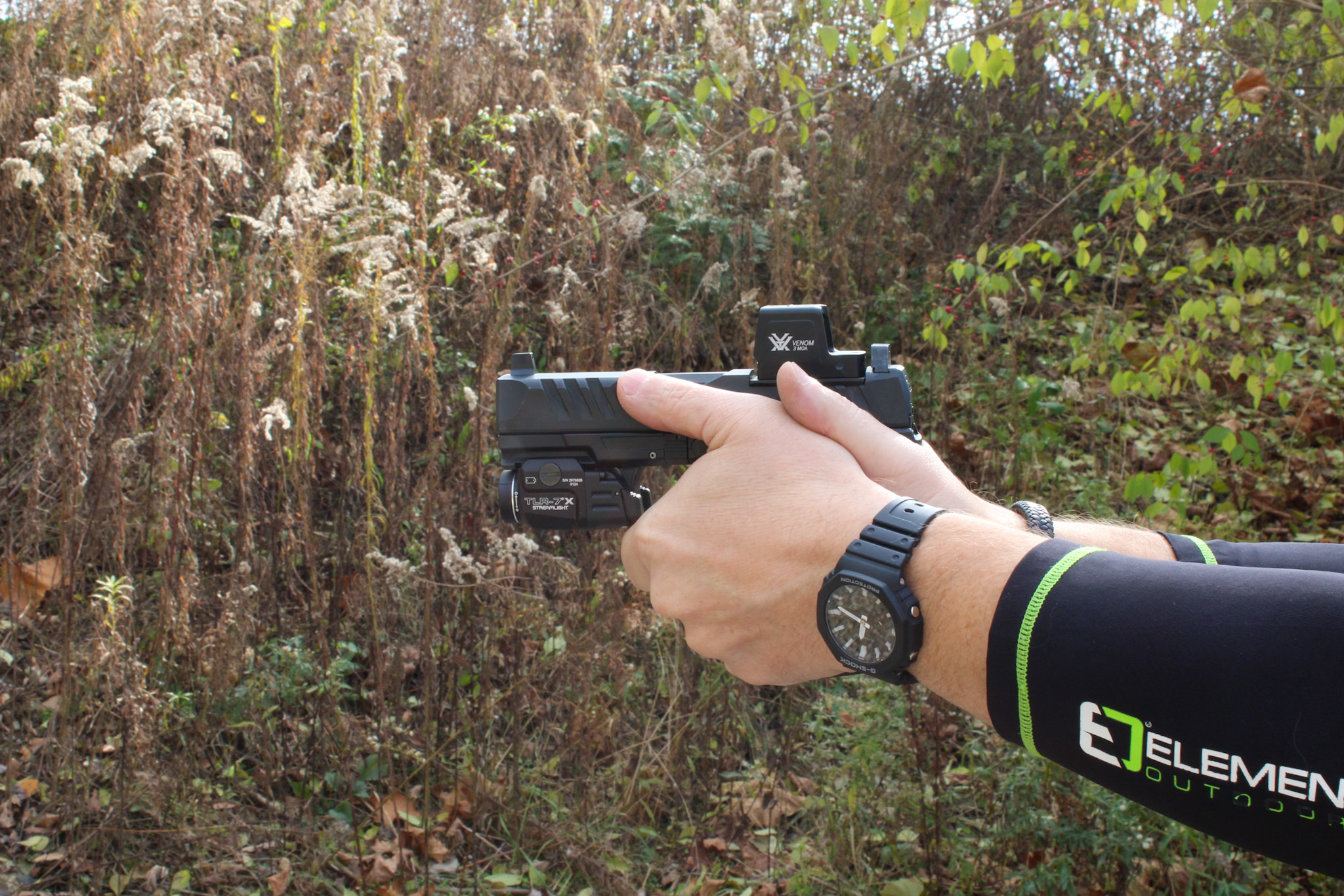 Gear Review: Vortex Venom Enclosed Micro Red Dot Sight - Shooting News ...