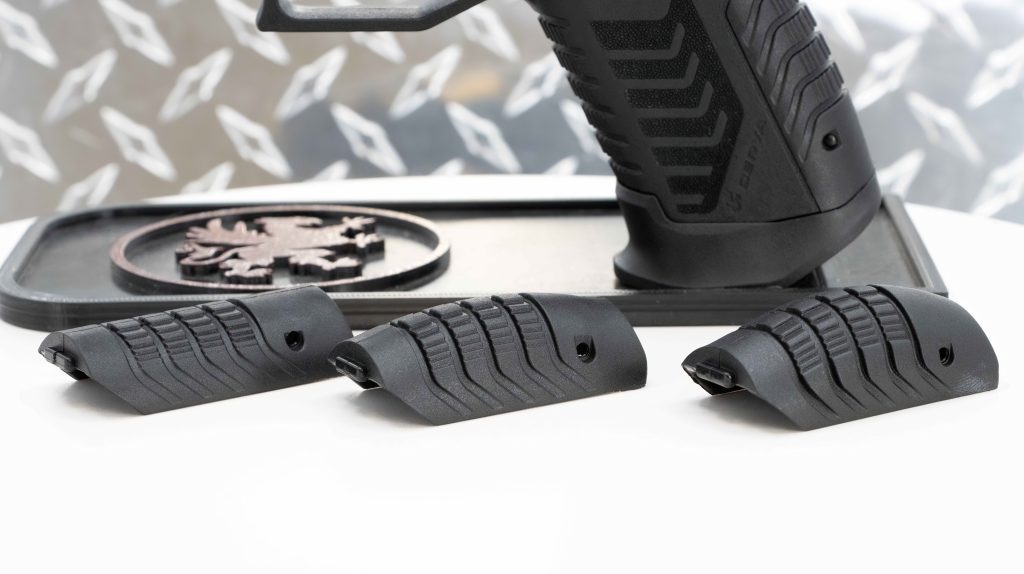 Derya DY9 Gold Backstraps, photo by Graham Baates