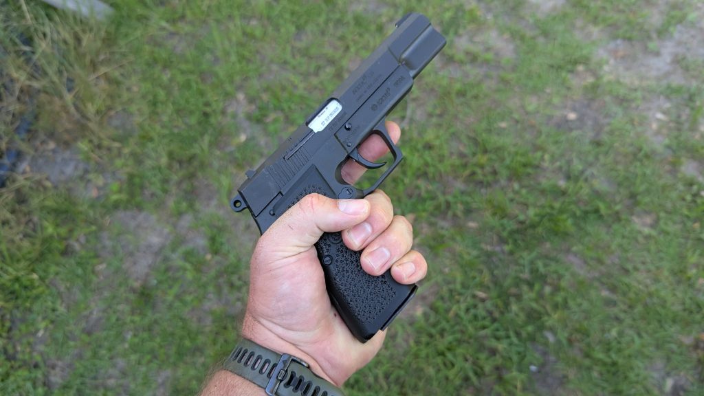 Bulgarian Arcus 98DA DA/SA pistol
